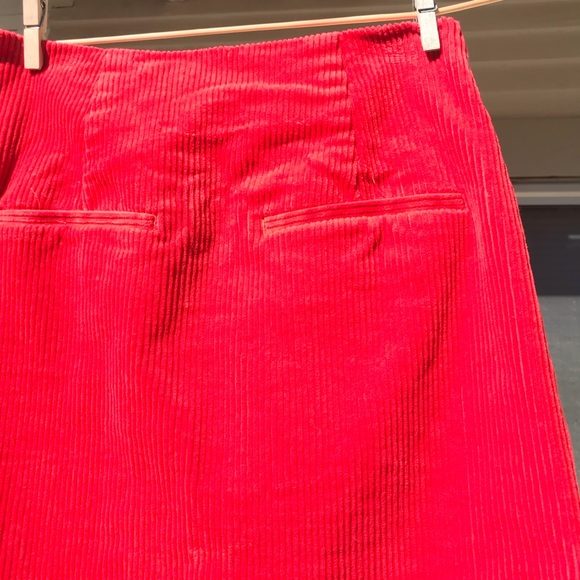 Red corduroy pencil skirt - Picture 3 of 10